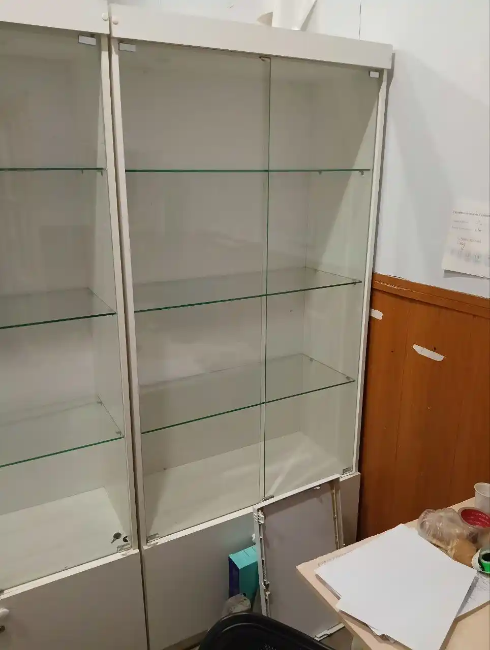 Продам стеллажи