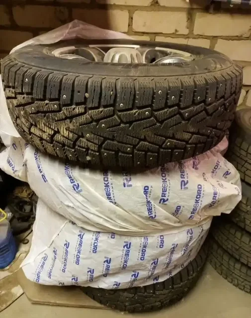 Продам колеса 6 отверстий от Шиангун Сцео - Запчасти в Оренбург