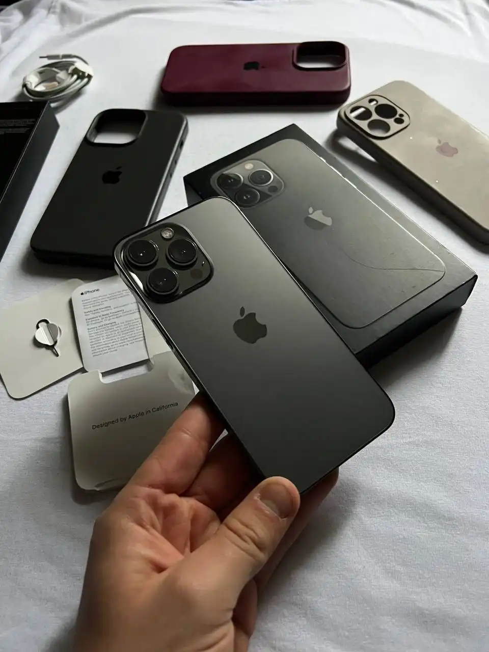Продам iPhone 13 Pro 128GB Graphite в отличном состоянии