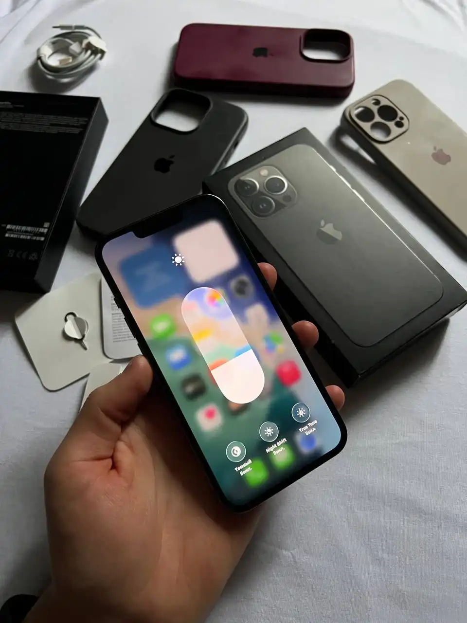 Продам iPhone 13 Pro 128GB Graphite в отличном состоянии