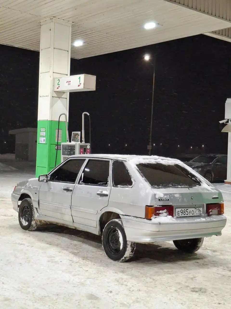 Продажа автомобиля 2013 года в хорошем состоянии