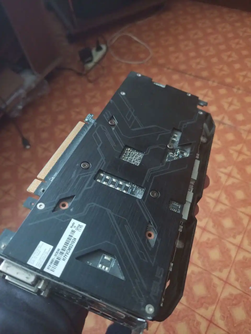 Продам видеокарту NVIDIA GeForce GTX 1050 Ti 4GB