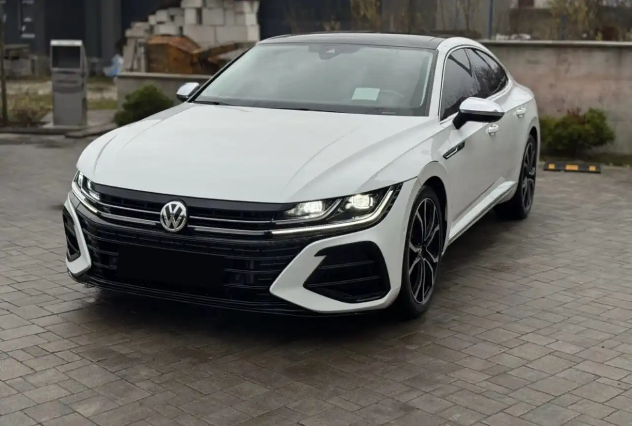 Volkswagen Arteon 2018 (I поколение) с пробегом 93 тыс. км