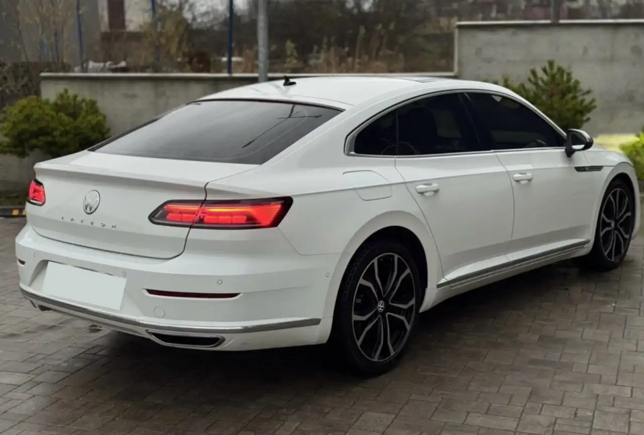 Volkswagen Arteon 2018 (I поколение) с пробегом 93 тыс. км