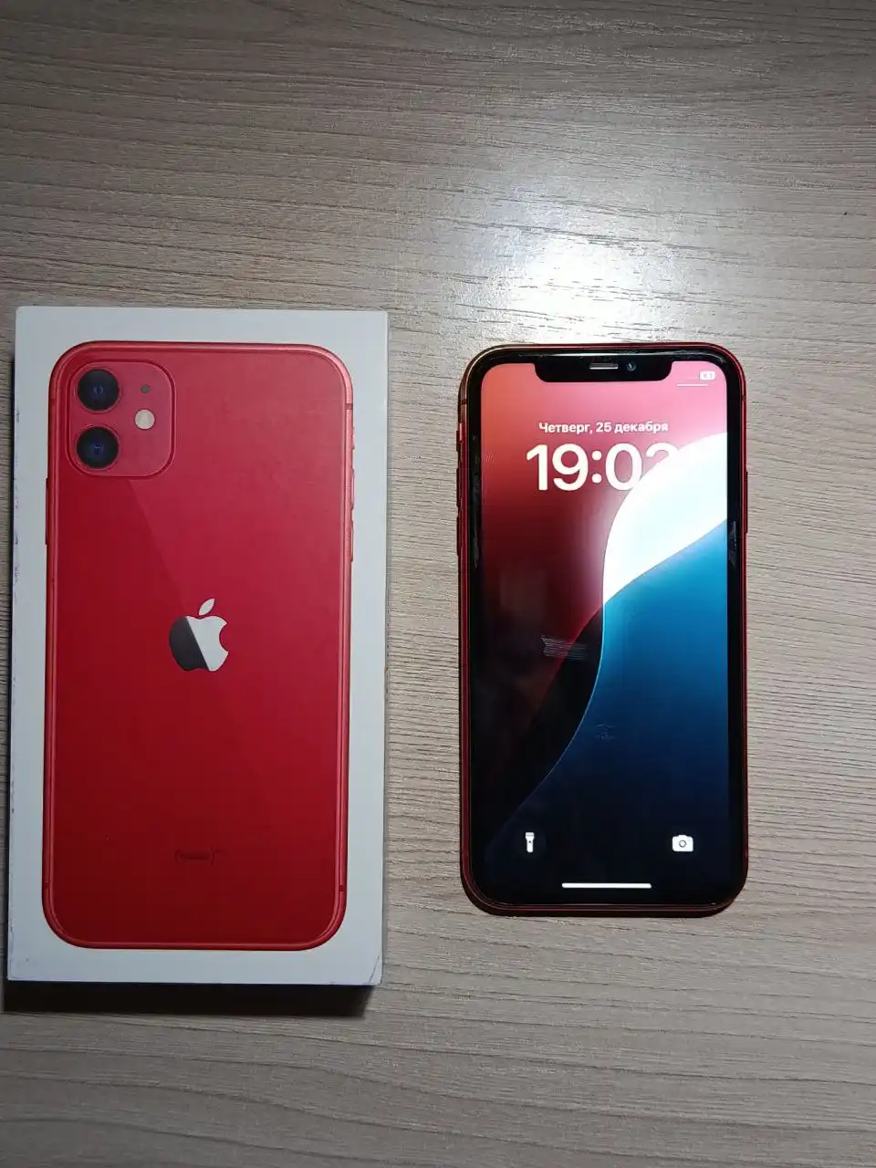 Продам iPhone 64GB в отличном состоянии