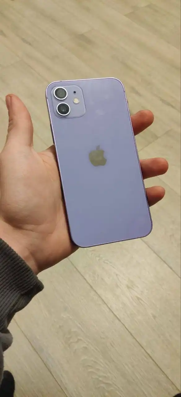 iPhone 12 128GB с неработающей основной камерой