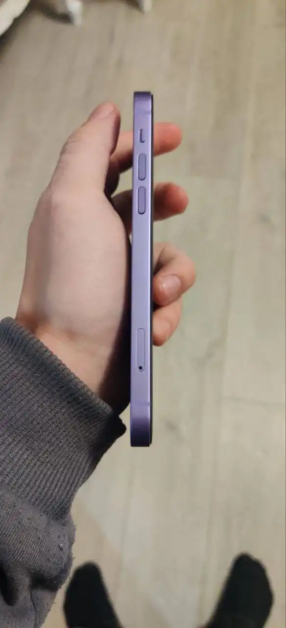 iPhone 12 128GB с неработающей основной камерой