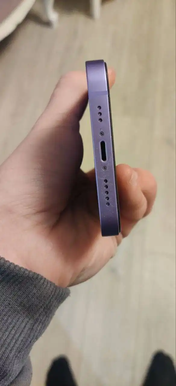 iPhone 12 128GB с неработающей основной камерой