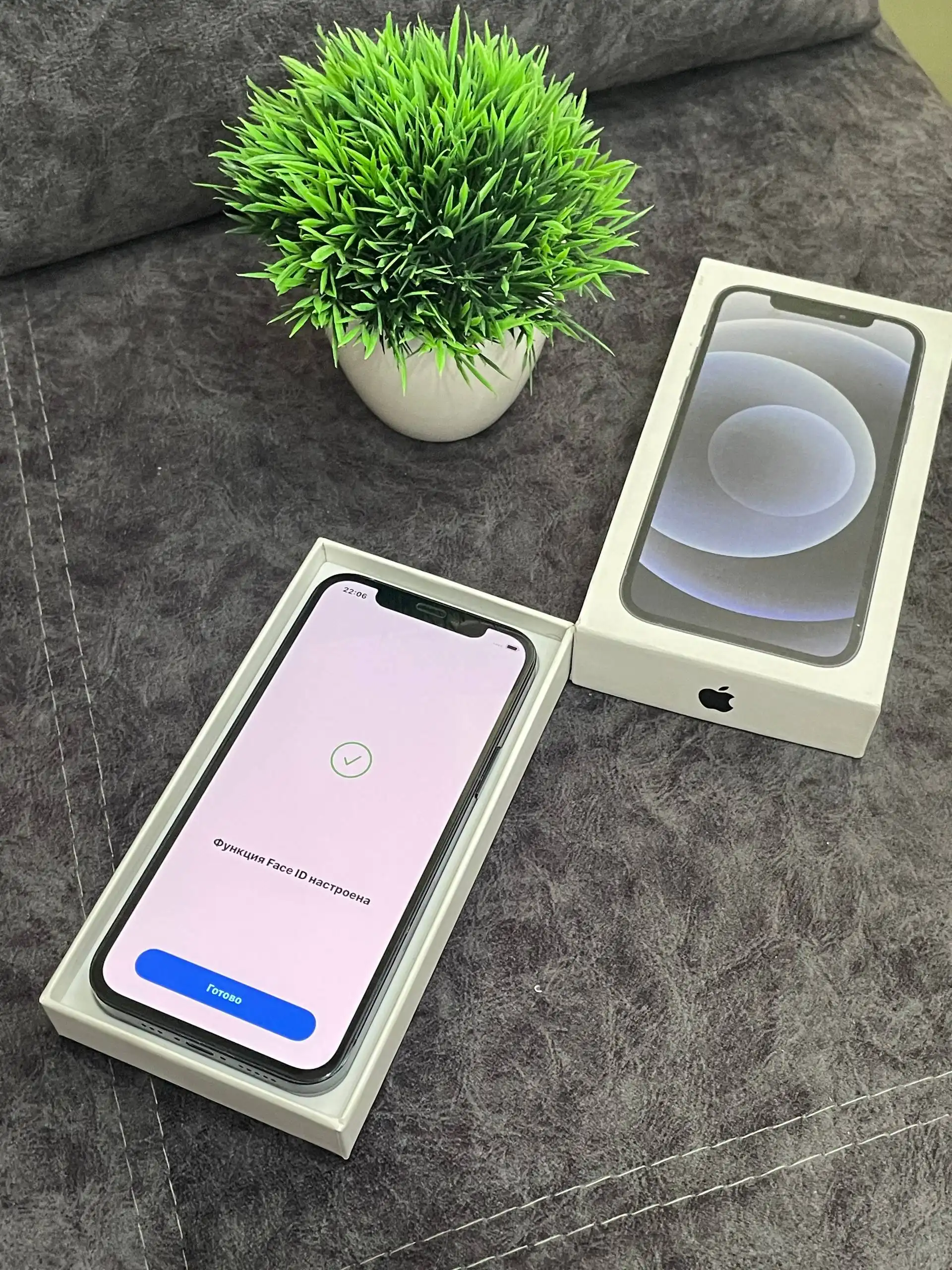 Продам iPhone 12 128GB Black в отличном состоянии - Смартфоны (Электроника) в Оренбург