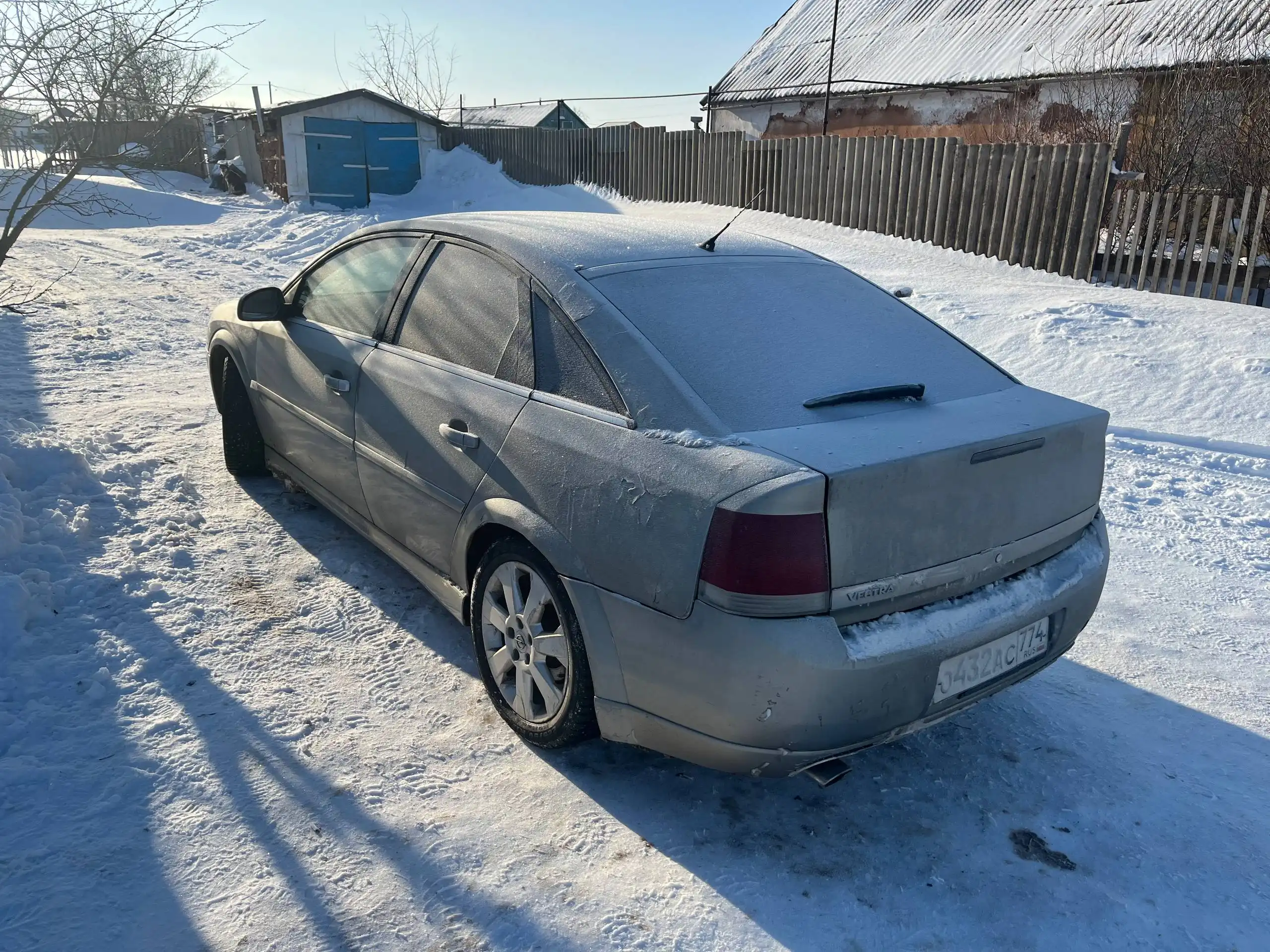 Продажа автомобильного двигателя 2.2 литра - Двигатели (Запчасти) в Оренбург