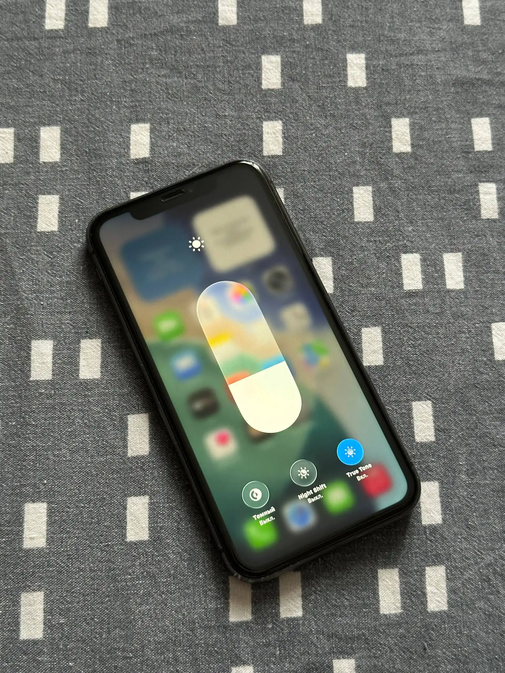 Продам iPhone 11 128 GB Black