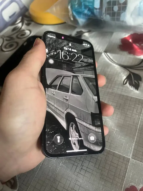 Продам iPhone 12 Mini с трещинами на экране - Игровые приставки в Оренбург