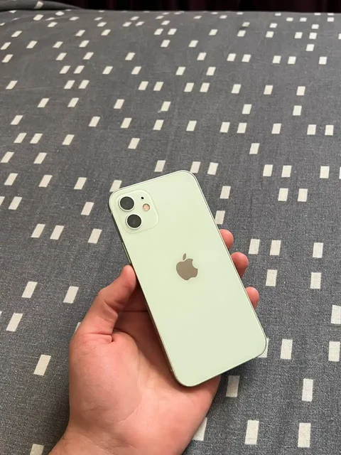Продам iPhone 12 128 GB Green - Умные часы в Оренбург