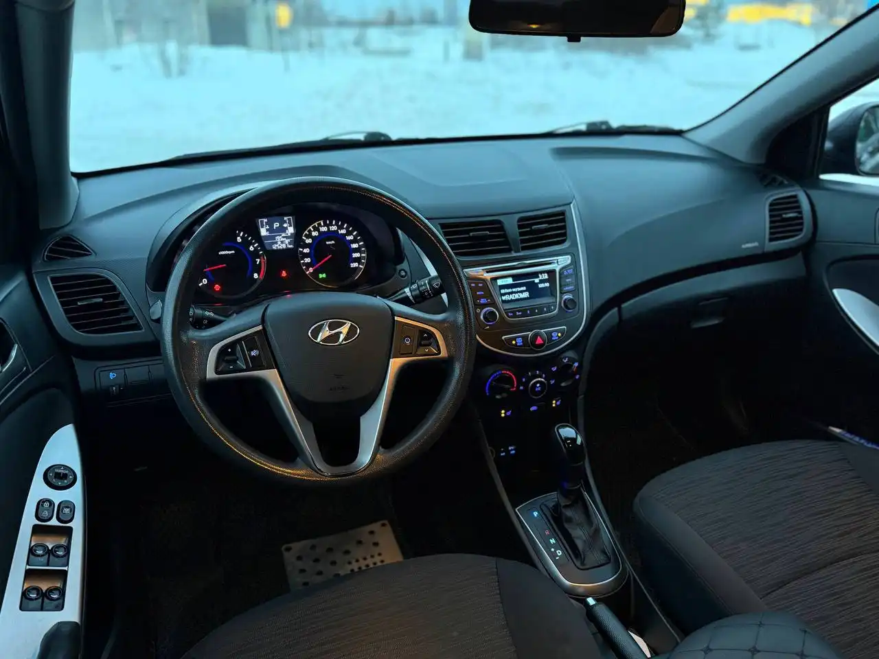 Продажа Hyundai Solaris 2015 года - Легковые автомобили (Авто) в Казань