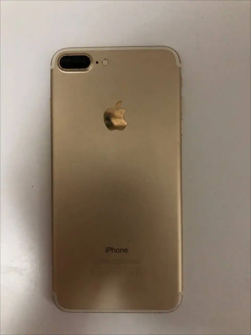 Продам iPhone 7 Plus в отличном состоянии - Смартфоны (Электроника) в Оренбург