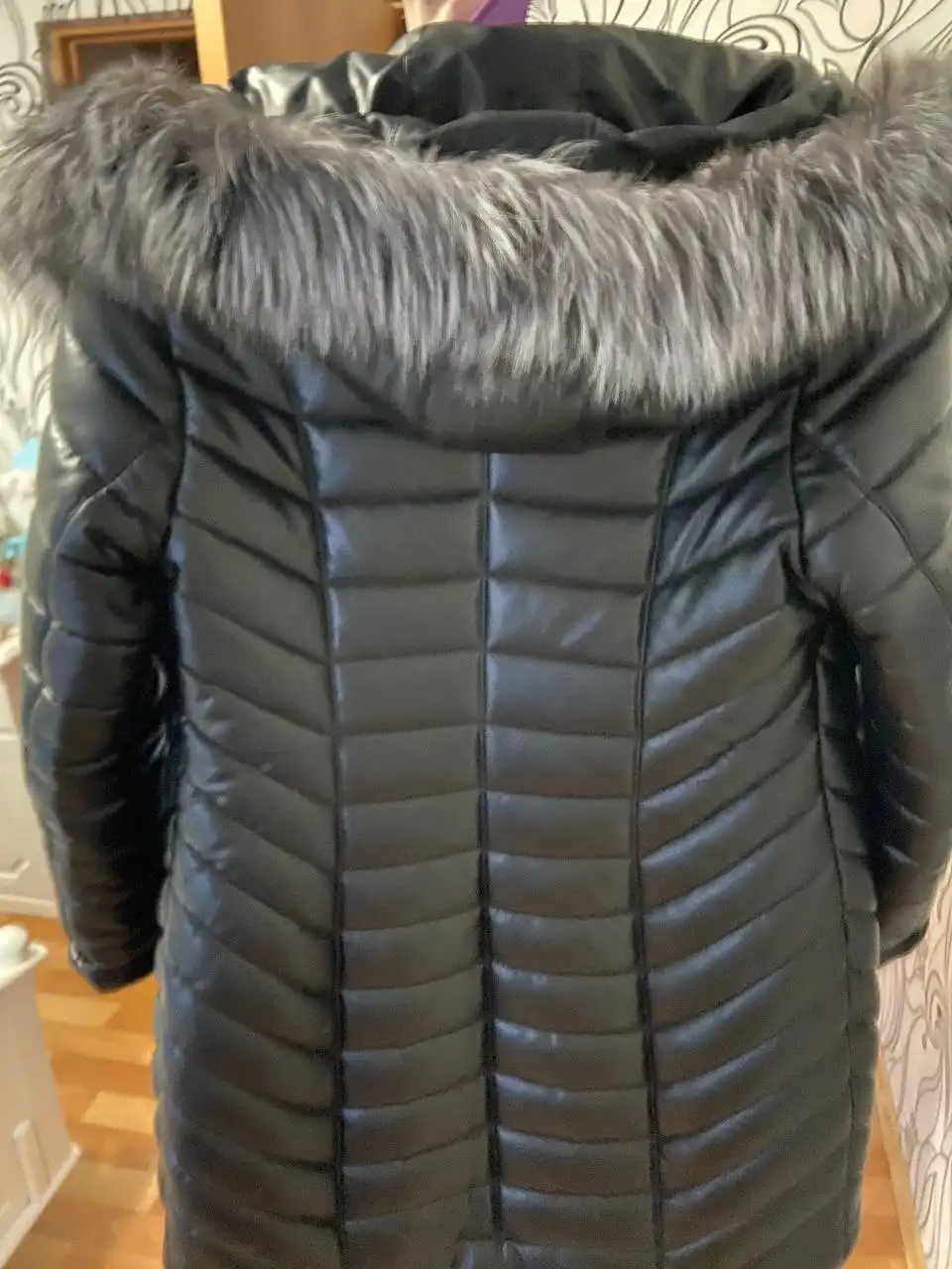Женский пуховик в идеальном состоянии - Верхняя одежда (Одежда) в Оренбург