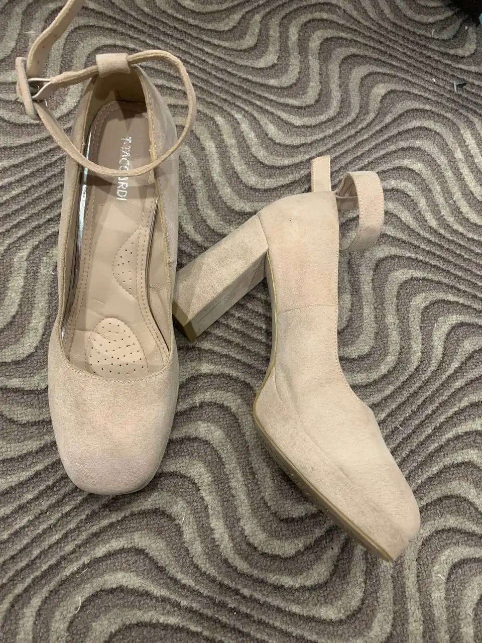 Продам туфли 40 размер - Обувь (Одежда) в Оренбург