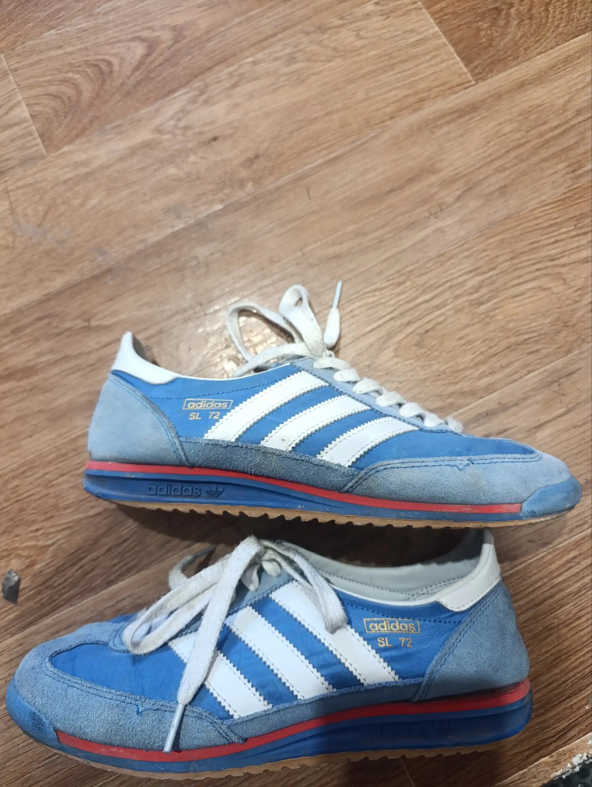 Продам Adidas SL72 размер 42 - Обувь (Одежда) в Оренбург