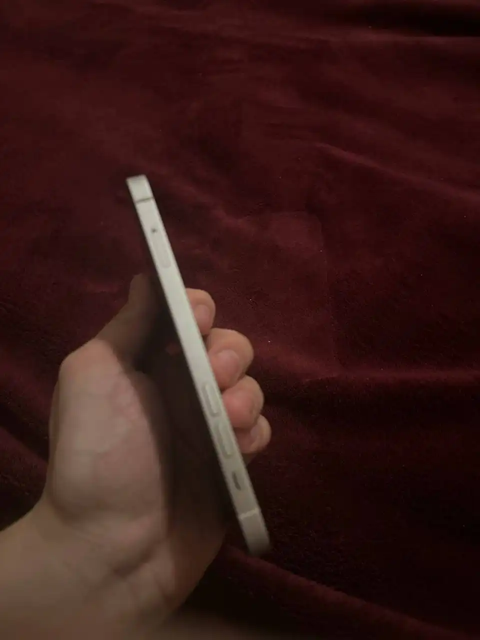 Смартфон с аккумулятором 73% и экраном - Смартфоны (Электроника) в Оренбург