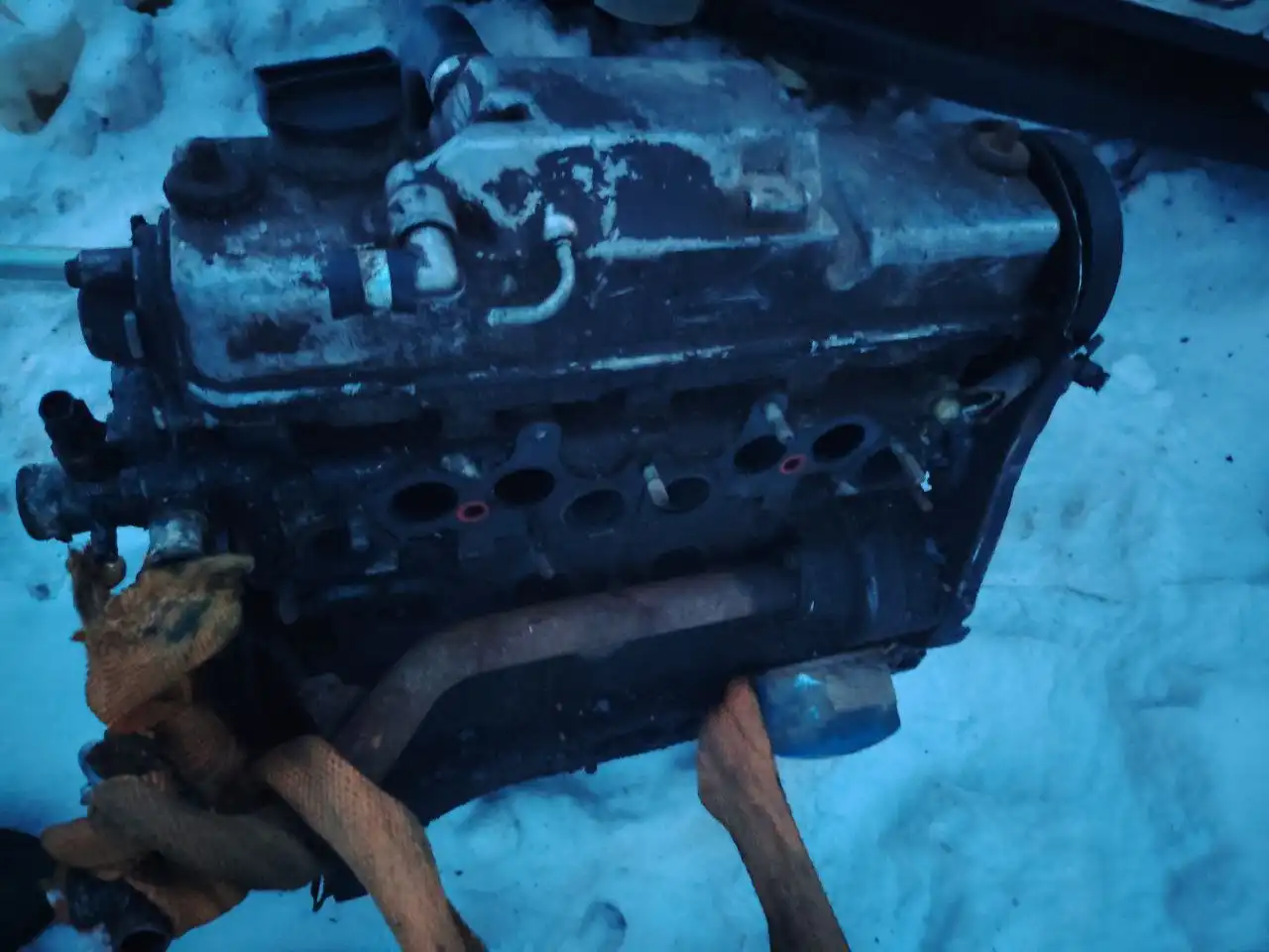 Двигатель от ВАЗ 2115 - Запчасти (Авто) в Саракташ