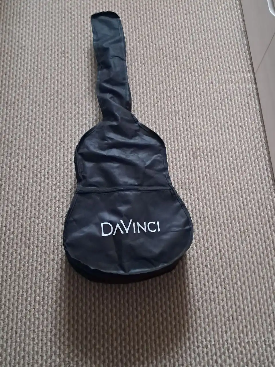 Продажа гитары в Оренбурге - Музыкальные инструменты (Хобби и отдых) в Оренбург