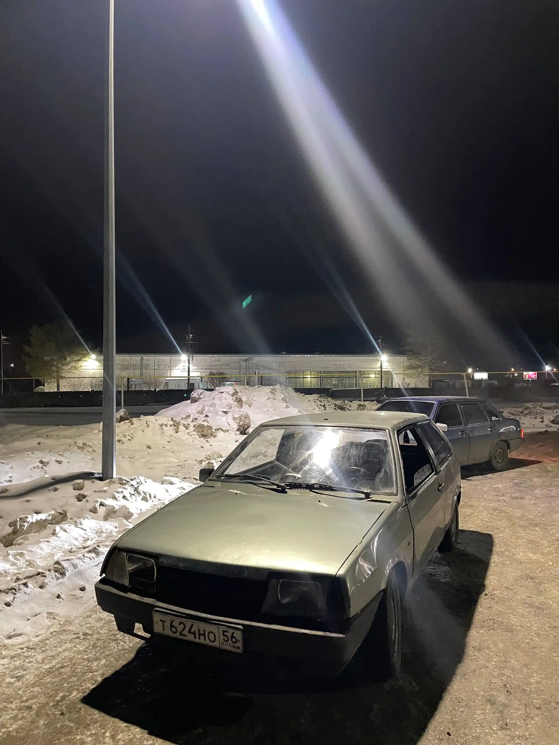 Продажа ВАЗ 2108 с зимней резиной и документами - Авто в Оренбург