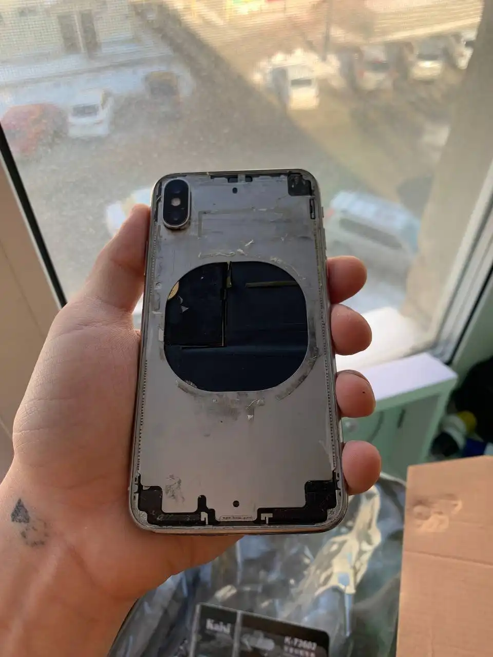 Смартфон с неработающим Face ID и без задней крышки - Смартфоны (Электроника) в Оренбург