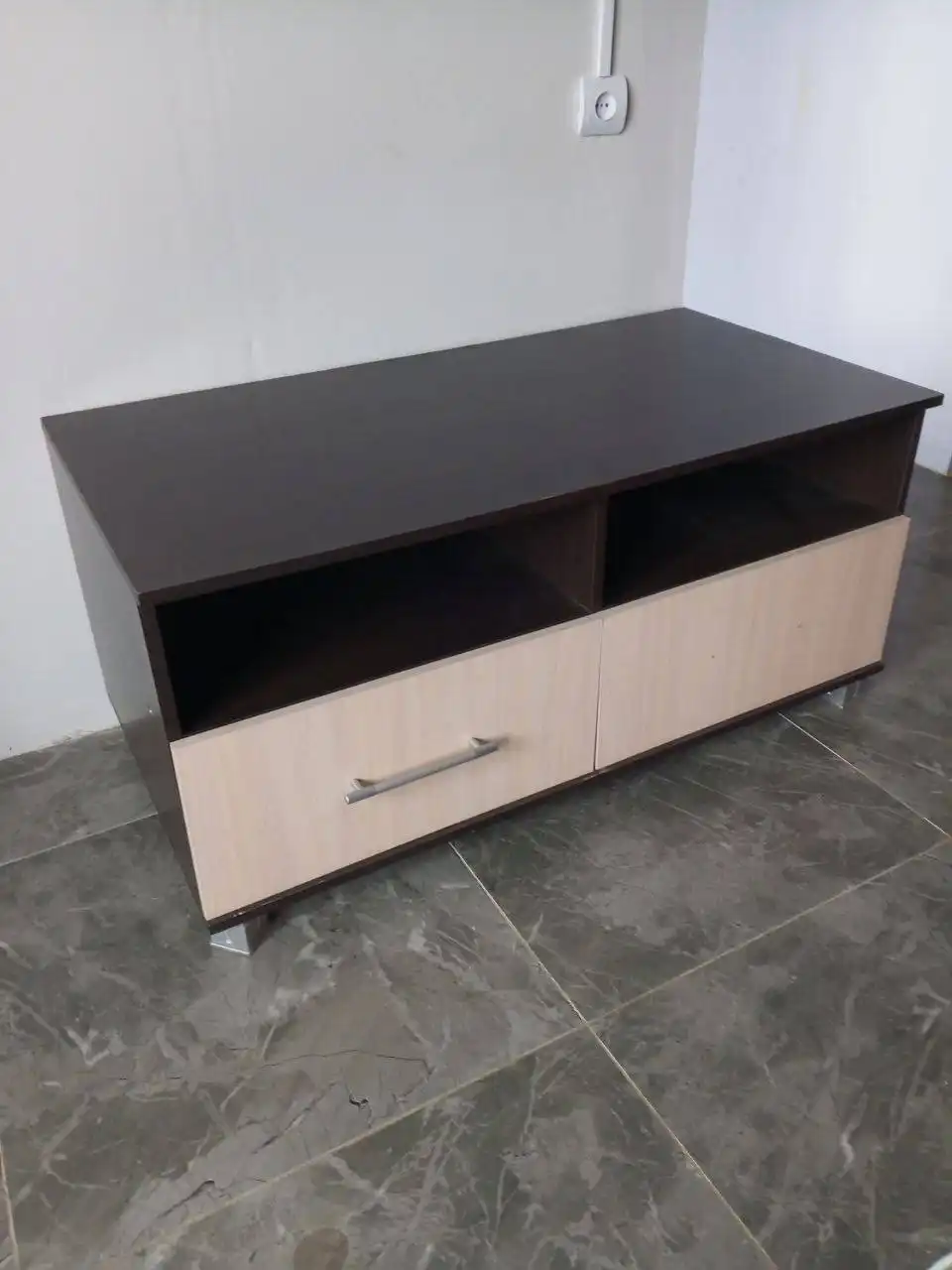 Стеллажи, стол и тумба - Барахолка в Оренбург