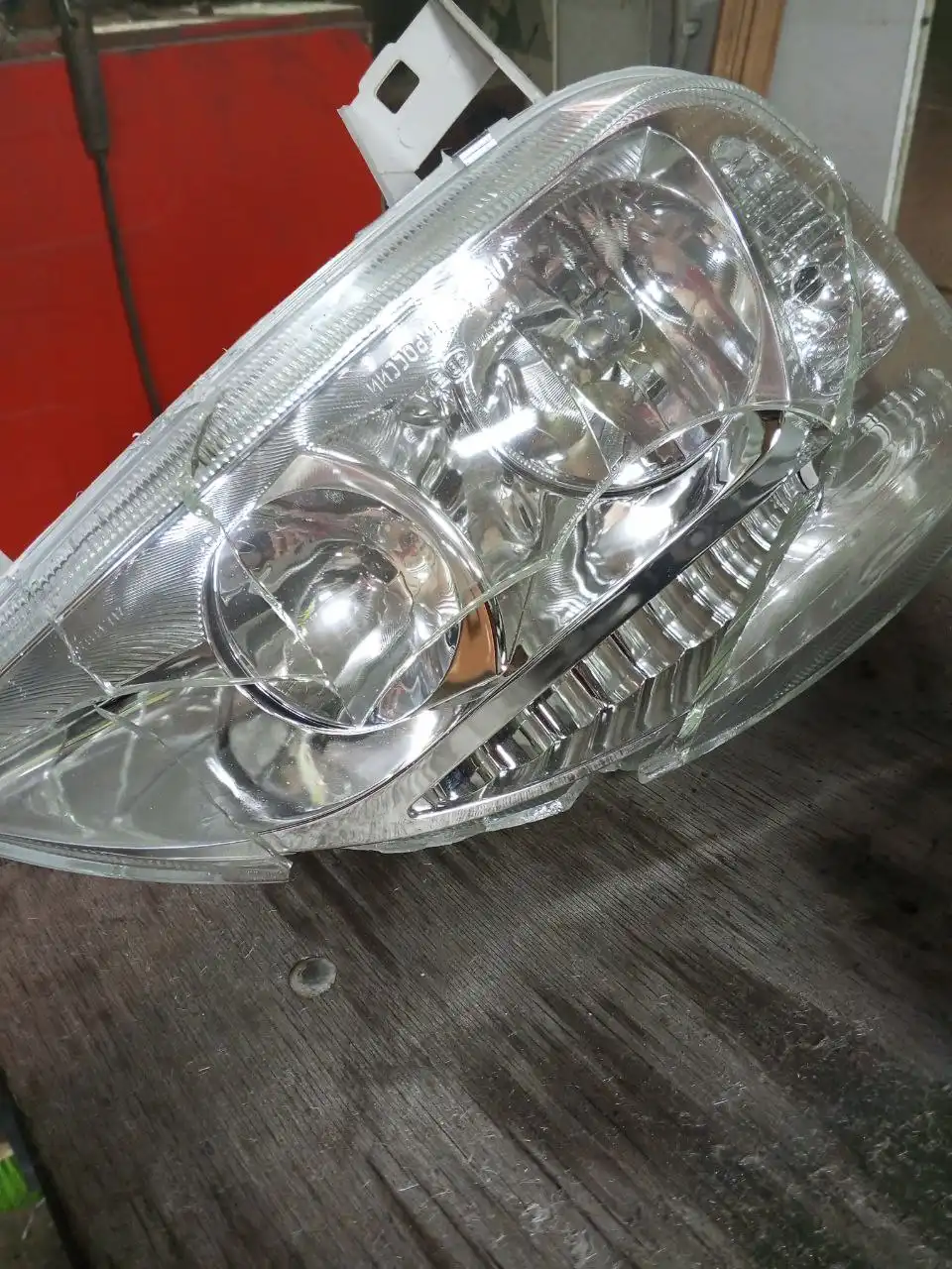 Фара передняя правая Газель Бизнес и редуктор переднего моста Нива - Автозапчасти (Запчасти) в Оренбург