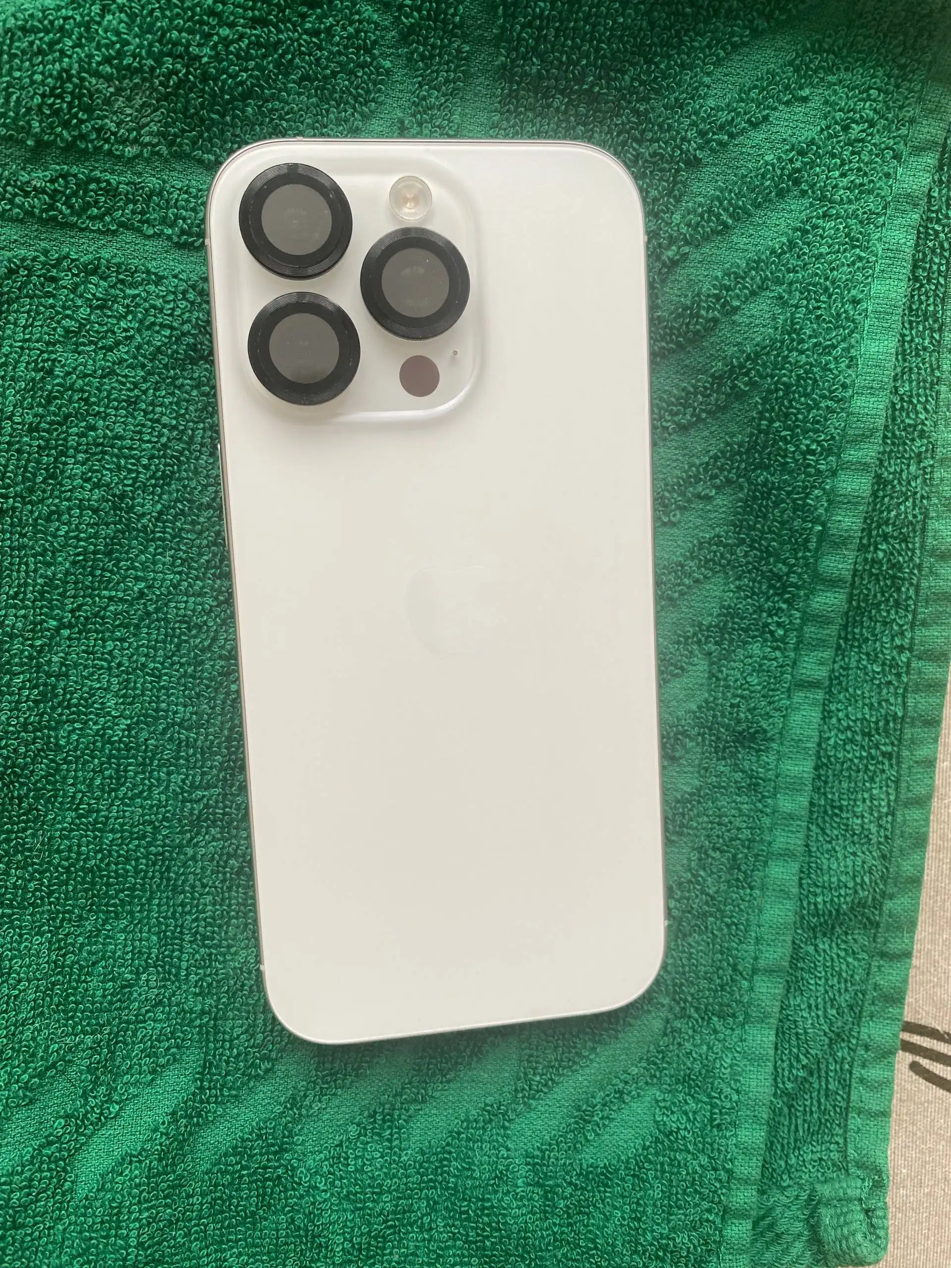 iPhone 16 Pro 256 ГБ полный комплект - Смартфоны (Электроника) в Оренбург