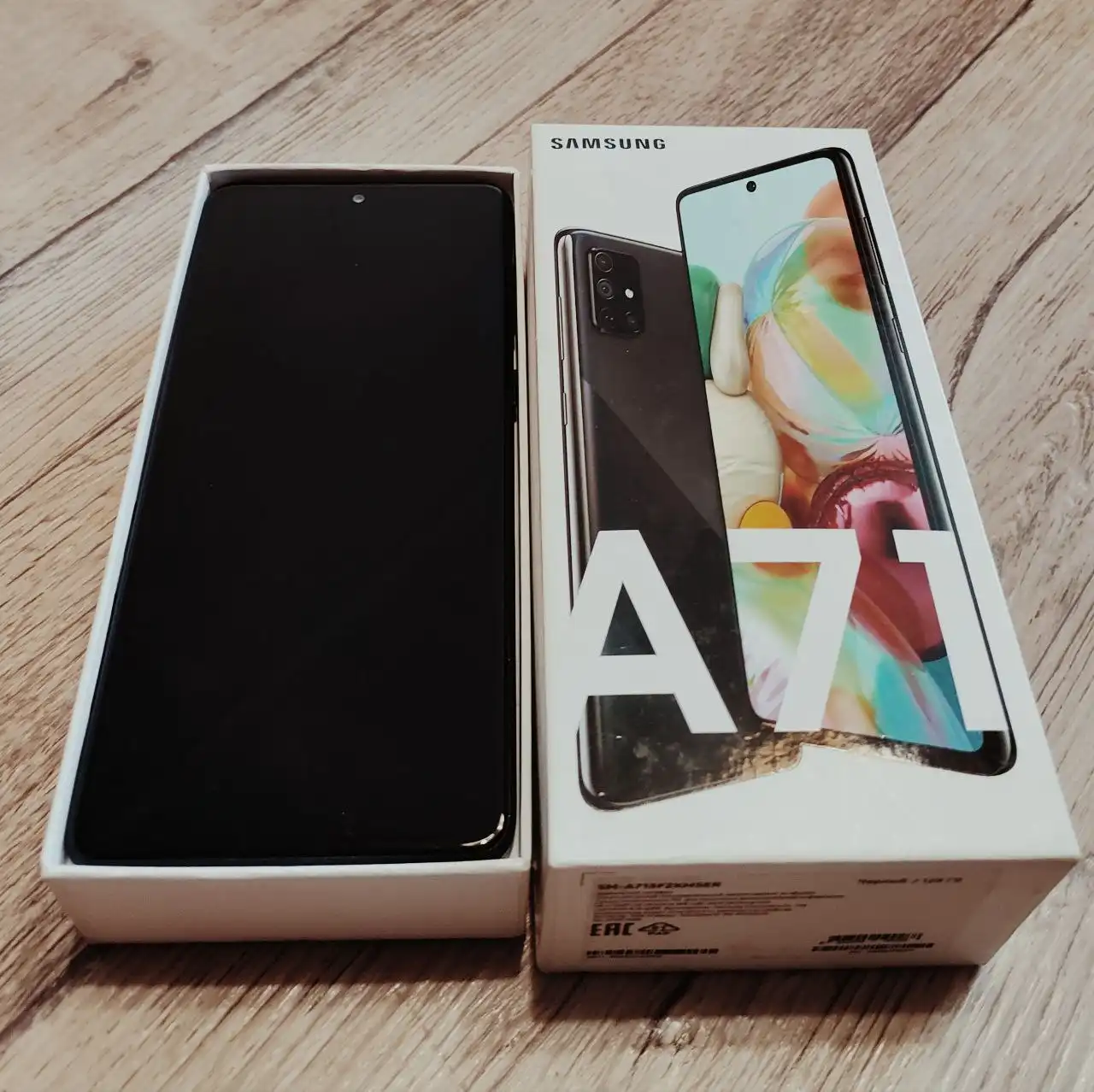 Смартфон в идеальном состоянии - Смартфоны (Электроника) в Оренбург