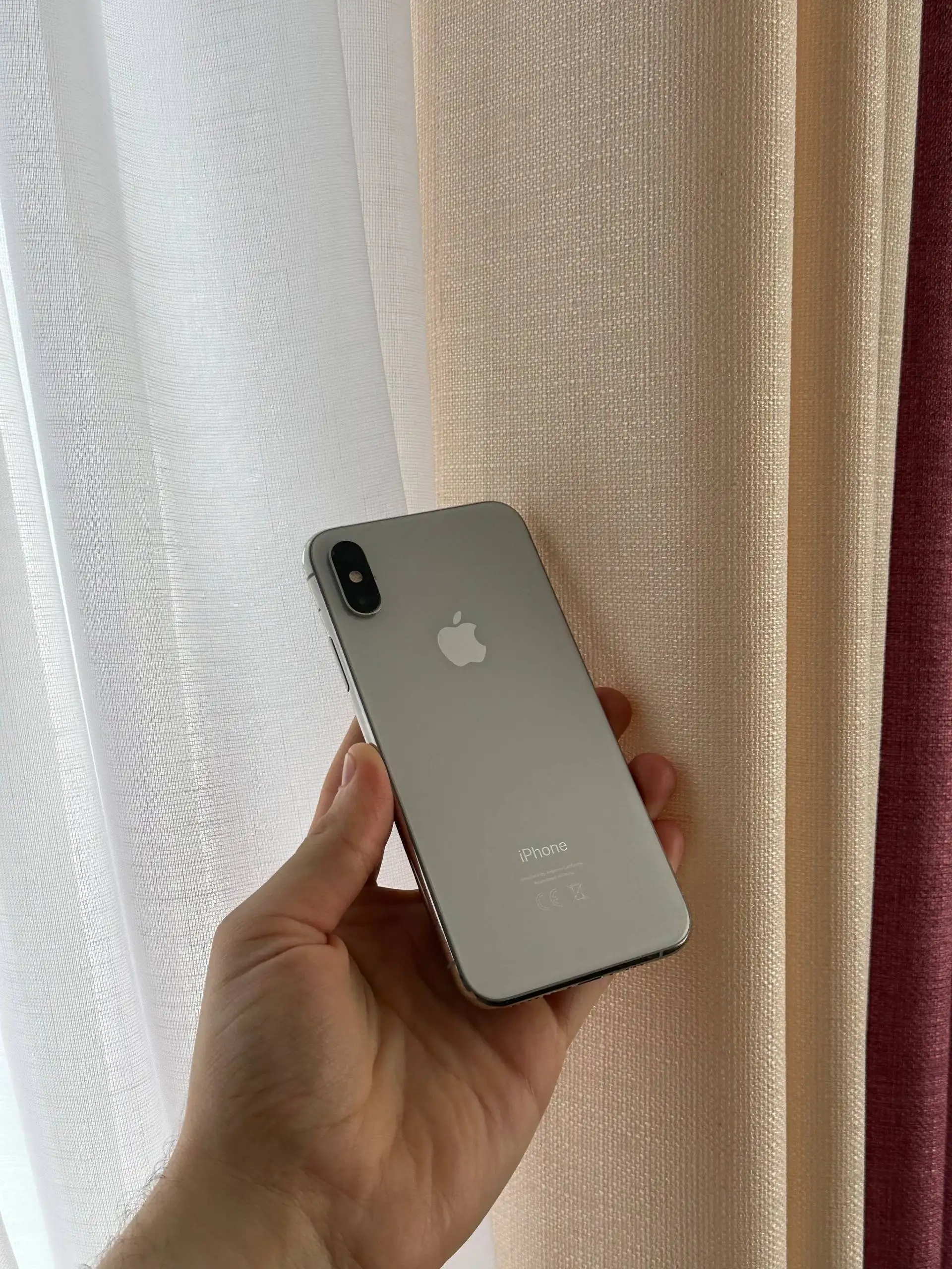 Продам iPhone Xs 64GB Silver в отличном состоянии - Смартфоны (Электроника) в Оренбург
