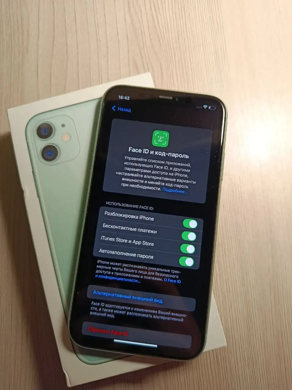 Продам iPhone 11 128 ГБ в хорошем состоянии - Смартфоны (Электроника) в Оренбург