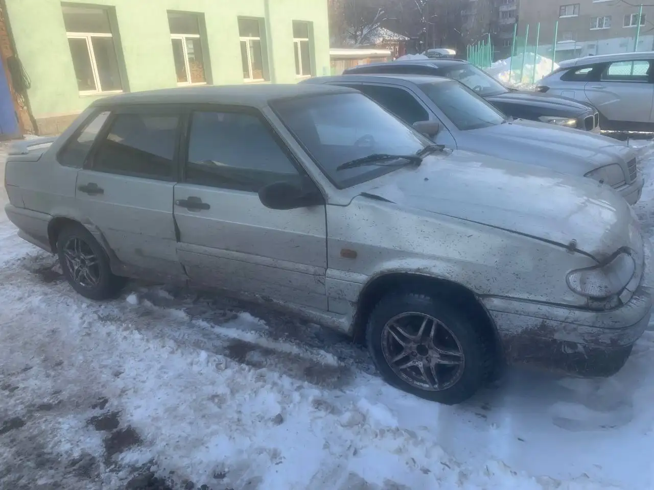 Задняя часть автомобиля - Кузовные детали (Запчасти) в Оренбург