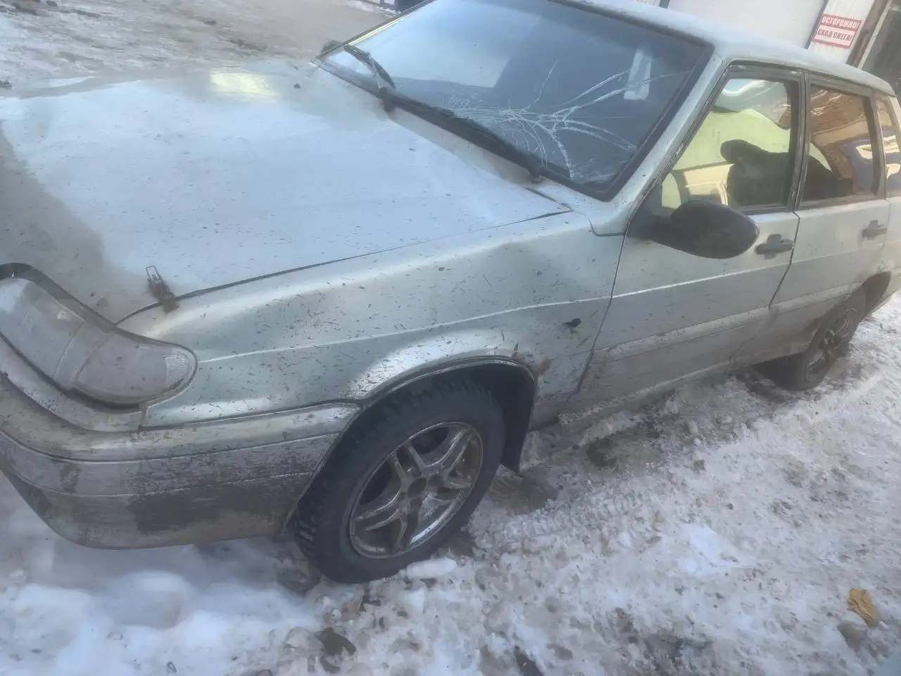 Задняя часть автомобиля - Кузовные детали (Запчасти) в Оренбург