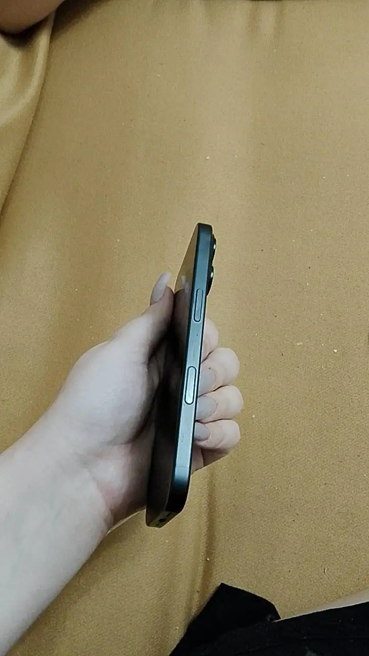 Продам iPhone 16 256 ГБ - Смартфоны (Электроника) в Оренбург