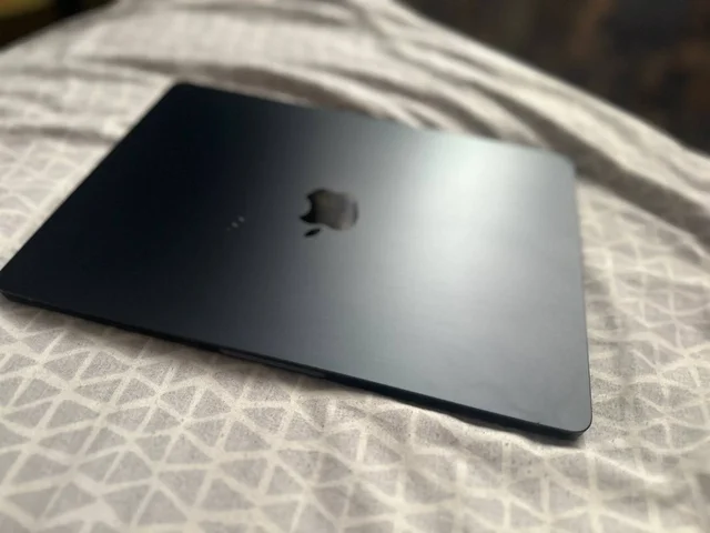 Продам MacBook M2 - частное объявление в Оренбург