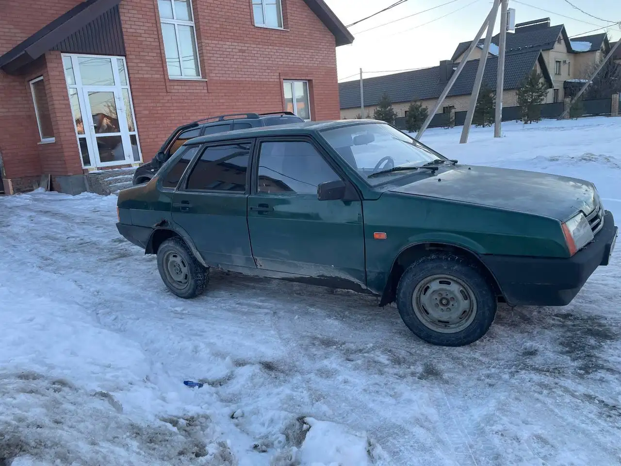 Продажа автомобиля 2002 года инжектор - Авто в Оренбург