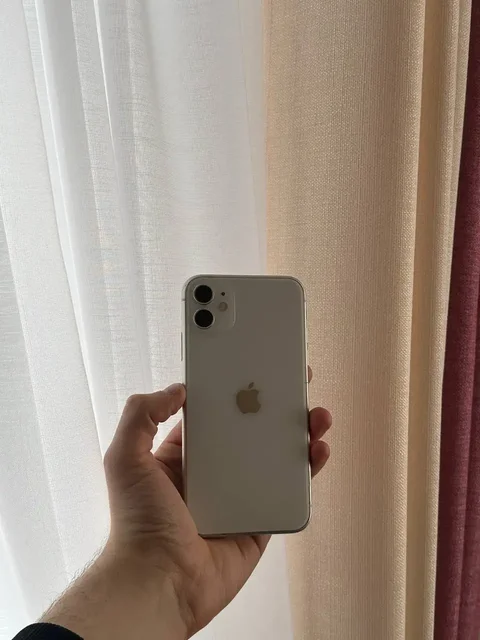 Продам iPhone 11 64 GB White - частное объявление в Оренбург