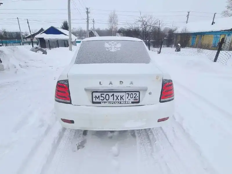 Продажа автомобиля ВАЗ 2107 2013 года с зимней резиной Viatti - Авто в Оренбург