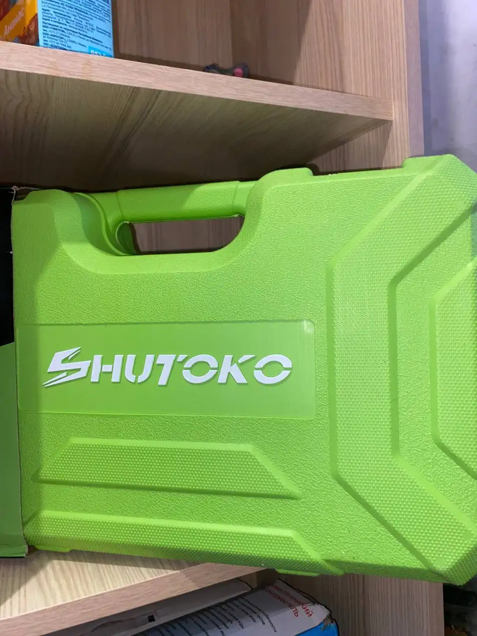 Перфоратор новый в полной комплектации 950W - Электроинструменты (Барахолка) в Оренбург