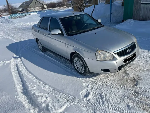 Продажа автомобиля 2013 года в хорошем состоянии - Аксессуары в Оренбург