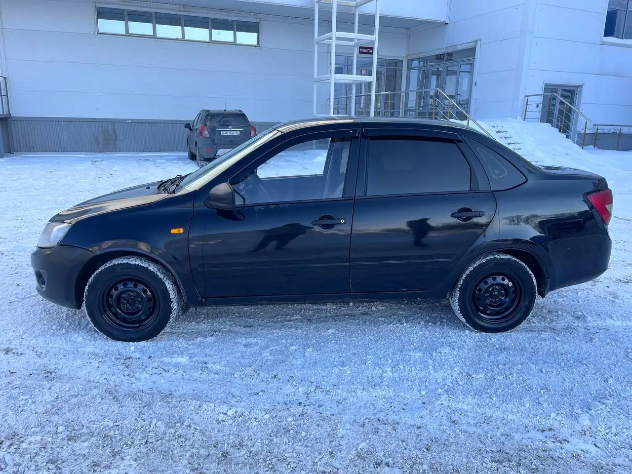 Продажа Lada Granta 2015 года - Легковые автомобили (Авто) в Оренбург