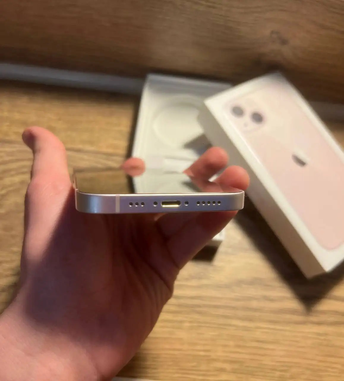 iPhone 13 128gb в идеальном состоянии с заменённой батареей - Смартфоны (Электроника) в Оренбург