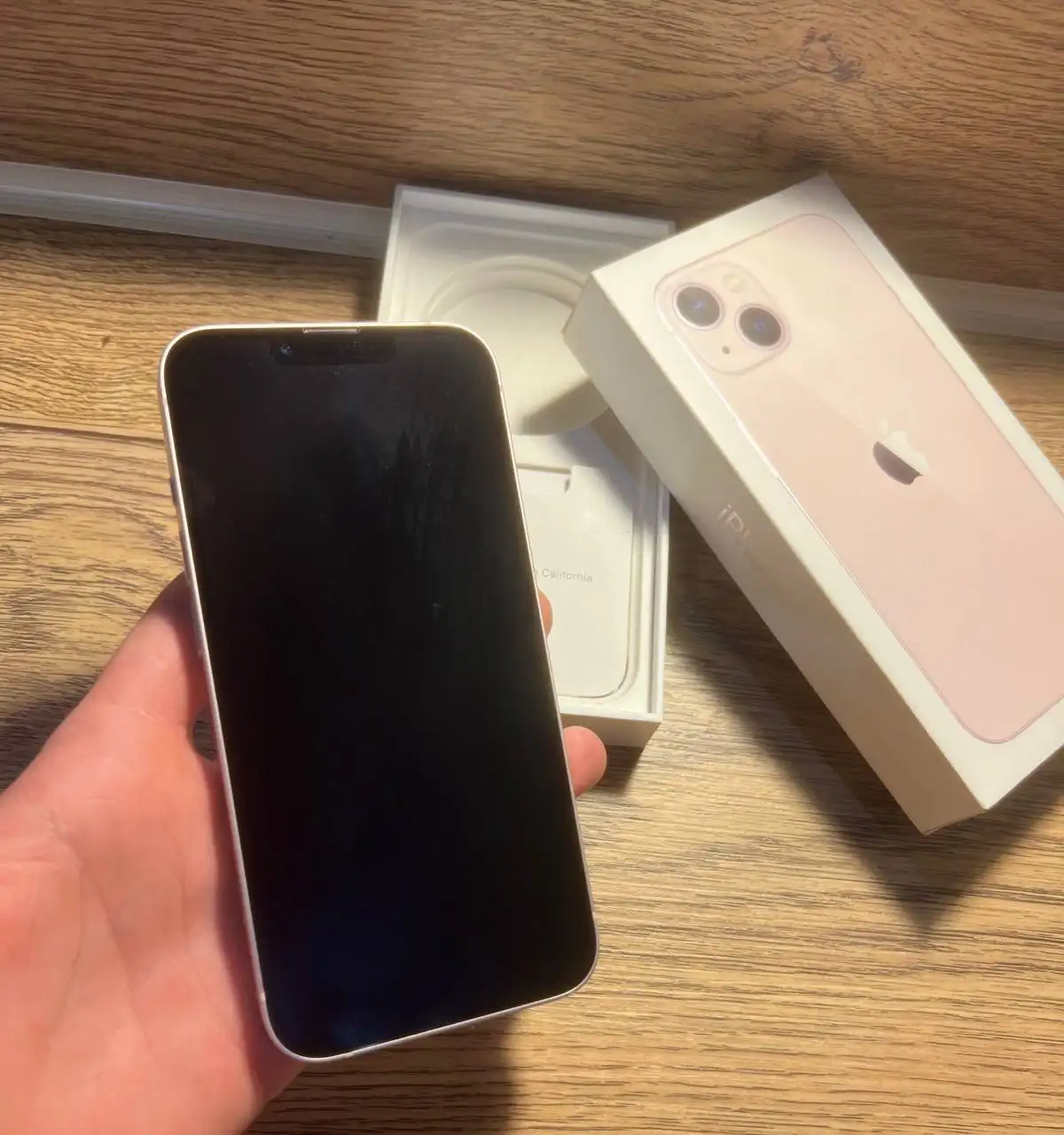 iPhone 13 128gb в идеальном состоянии с заменённой батареей - Смартфоны (Электроника) в Оренбург