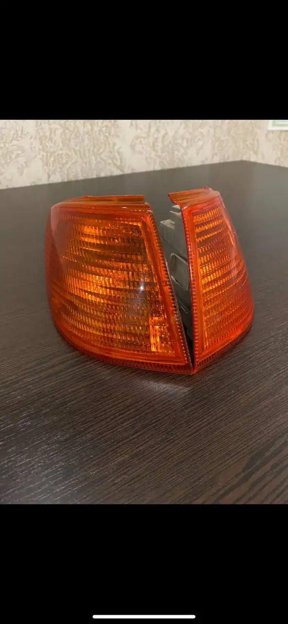 Автозапчасти для ВАЗ: подлокотник, накладки, поворотники, чехол - Автозапчасти для ВАЗ (Запчасти) в Оренбург