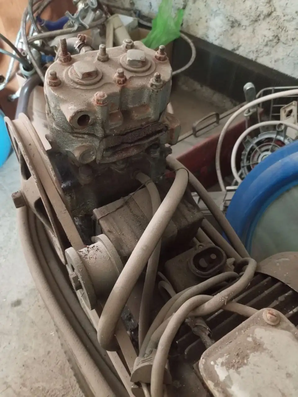 Продам самодельный компрессор с головой от ЗИЛ - Барахолка в Оренбург