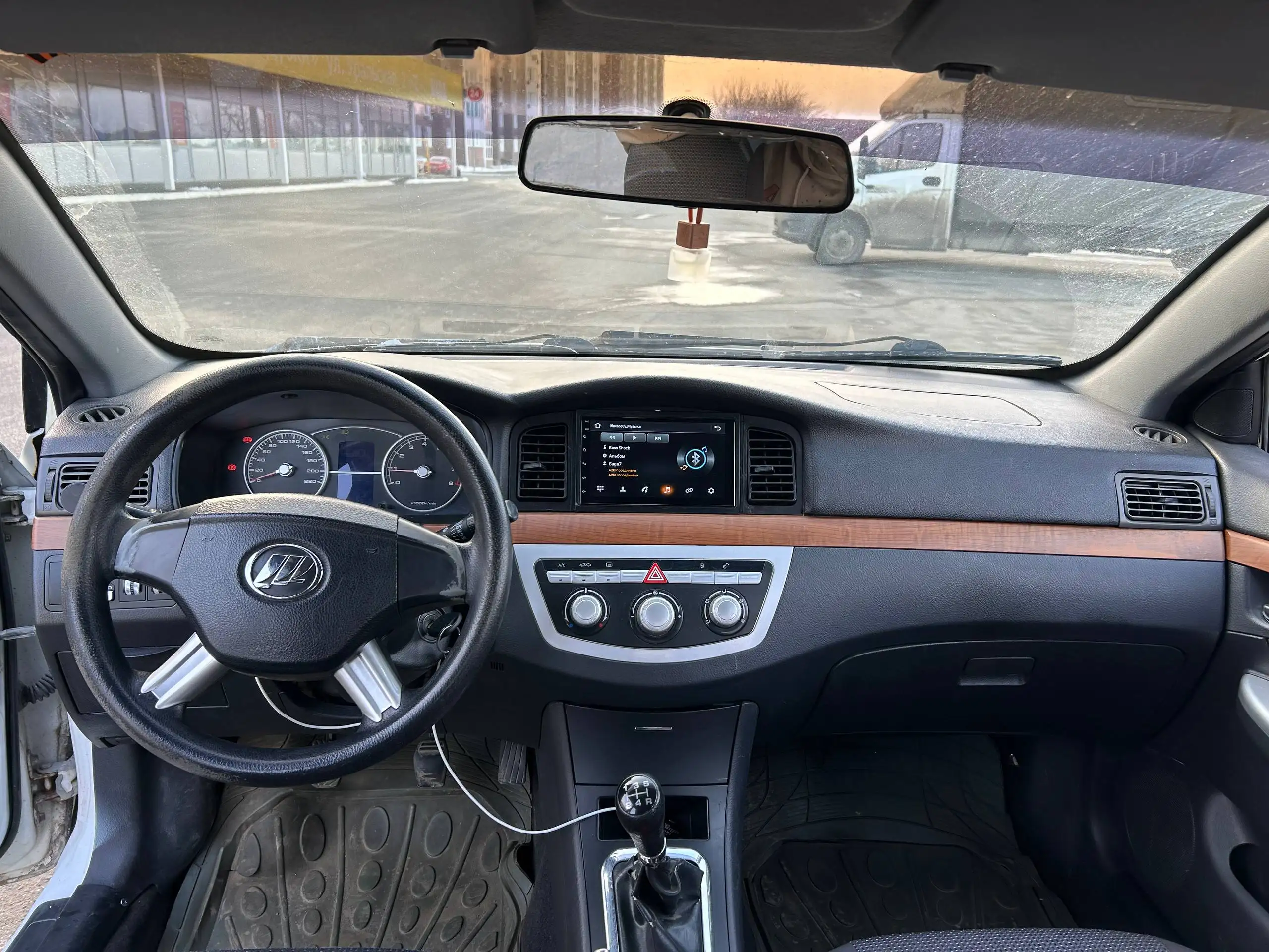 Автомобиль 2011 года в хорошем состоянии - Авто в Оренбург