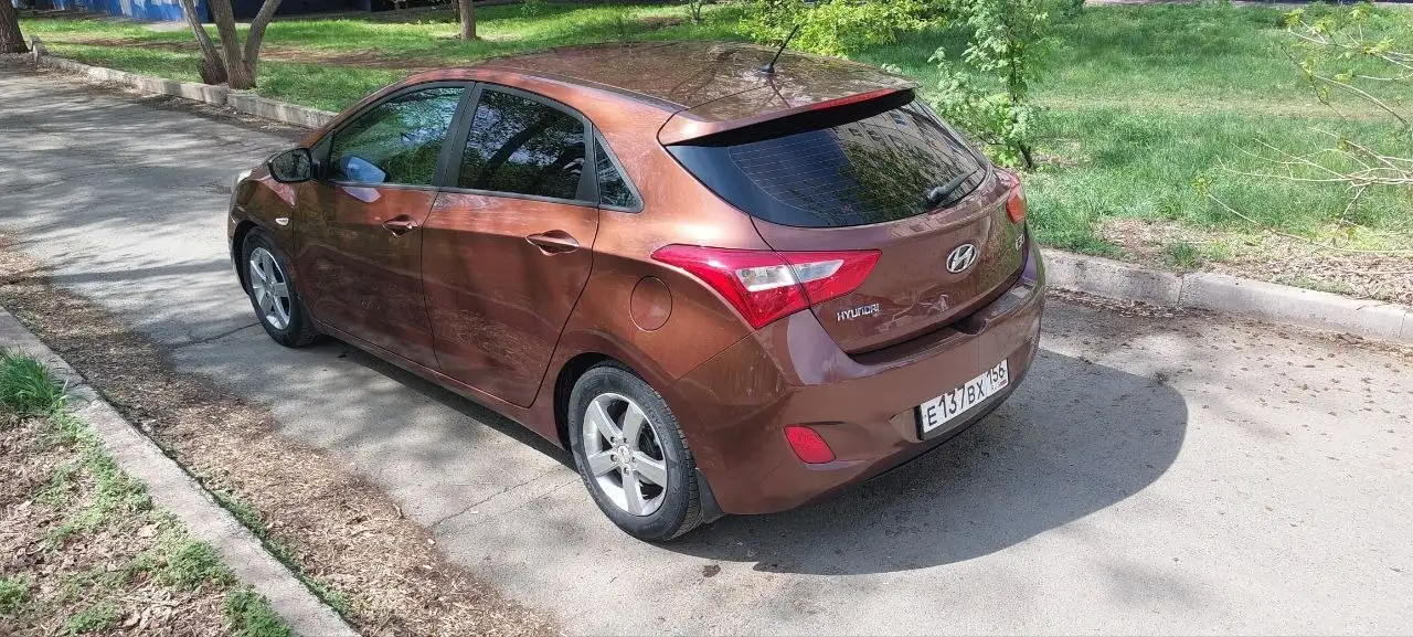 Продажа автомобиля 2012 года с пробегом 80 тыс. км - Авто в Оренбург