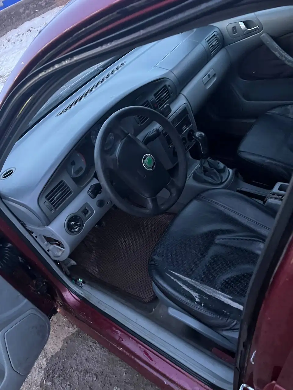 Продам Шкоду 1.6 механика - Легковые автомобили (Авто) в Оренбург